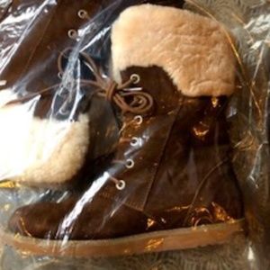 *HOST PICK* Emu Australia Weatherproof Boots *NEW*